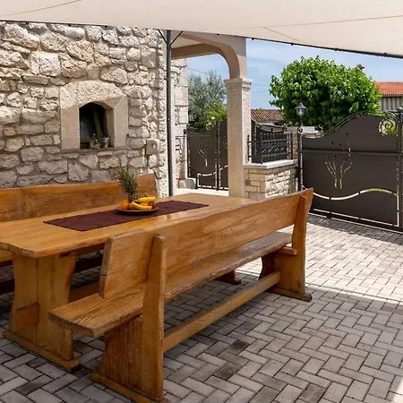 Tatil Evi Karolina Poreč